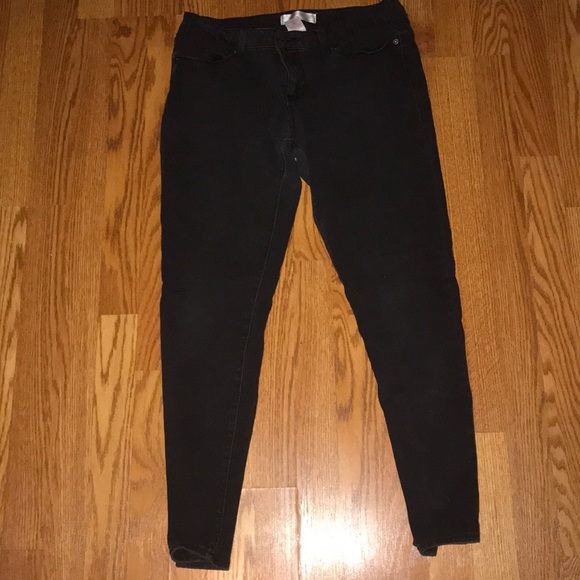 Jeans - Picture 1 of 1